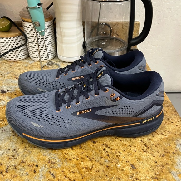 Brooks ghost 15 size 12.5 - Picture 3 of 9
